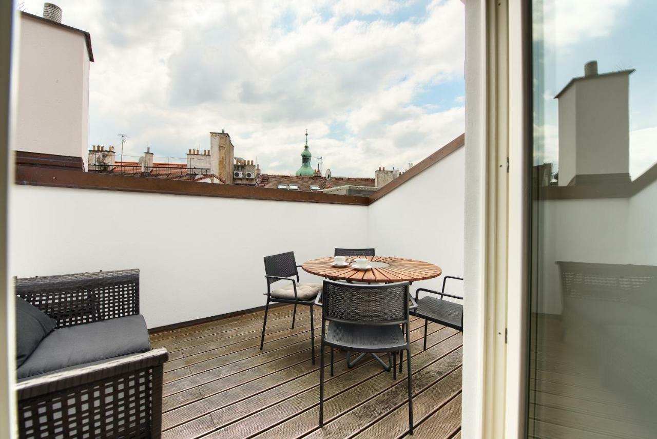Kolkovna 5 Penthouse Apartment Прага Екстериор снимка